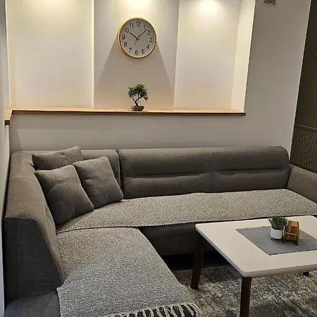 Comfort,fully Equipped,modern60m2 Flat,near Center *